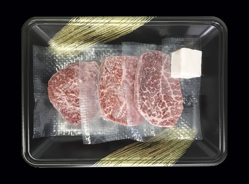神戸牛ミニステーキ 牛モモ180g(3枚入)【ご自宅用】
