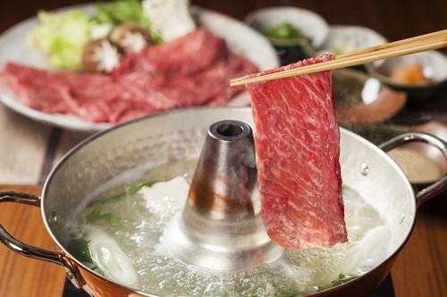 神戸牛すき焼き・しゃぶしゃぶ用 牛カタロース300g【ご自宅用】